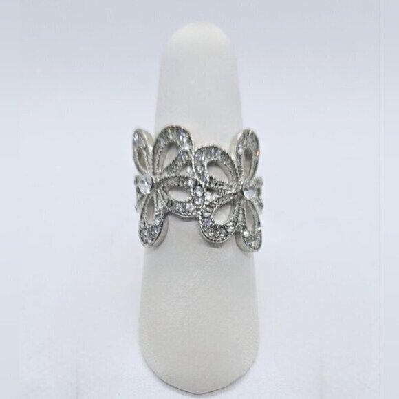 SILVER TONE BEAUTIFUL FLOWER RING WITH RHINESTONES FASHION RING - Picture 5 of 8